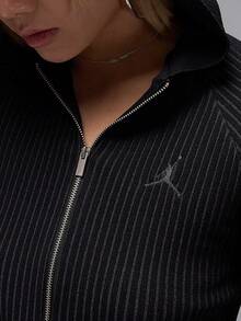 Nike Authentic JORDAN Women's Warm Knit Casual Short Sleeve Jacket HQ9206-010 - HQ9206-010 - View 4