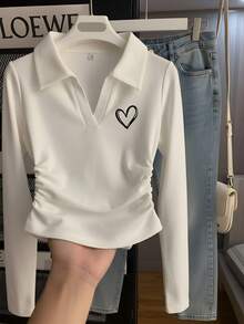 極簡小眾愛心線條印花 POLO 領長袖 T 恤 女款修身抓皺百搭通勤內搭秋季上衣 - 白色 - 查看 3