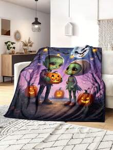 1pc Soft & Comfortable Halloween Flannel Blanket, 2D Printed Blanket For Office Nap, Sofa And Bed Decor, Outdoor Camping Leisure Blanket, Suitable As Gift For Family And Friends - Multicolor - View 4