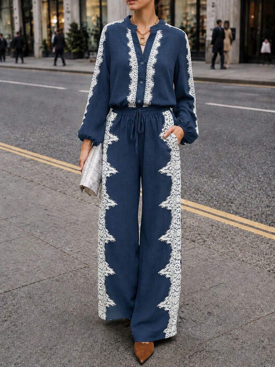 女款藍色對比蕾絲拼接兩件套,春秋款V領燈籠袖上衣與高腰寬腿褲,精緻睫毛蕾絲飾邊設計,透氣紋理面料,舒適親膚,寬鬆修身顯瘦,適合通勤、度假、日常穿著 - 藏蓝色 - 查看 1