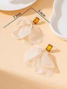 1 Pair Gentle Fairy Style Summer Vacation Atmosphere Beige Mesh Flower Pendant Earrings For Women - Apricot - View 6
