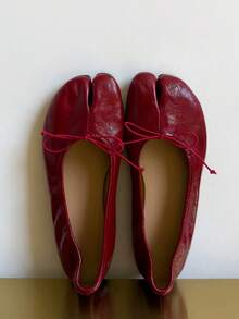 Plus Size Wide Fit Ruched Texture Pointed Toe Mini Bow Slip-On Ballet Shoes - Burgundy - View 6