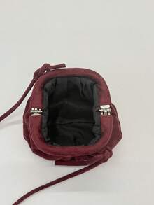 A Compact, Exquisite, Versatile And Stylish Lightweight Lady's Crossbody Bag, A New Style For The Autumn And Winter Seasons. - Red - View 9