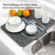 1PC Silicone Kitchen Drain Mat With Built In Drainage Easy Clean For Countertops Sinks Refrigerators Home Accessory Tool - Grey - View 4