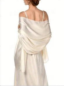 A Women's Bohemian-Style Classic Solid Color Smooth Satin Scarf, Casual Autumn Shawl Sunscreen Headscarf, Suitable For Daily Life Use - Milky White - View 1