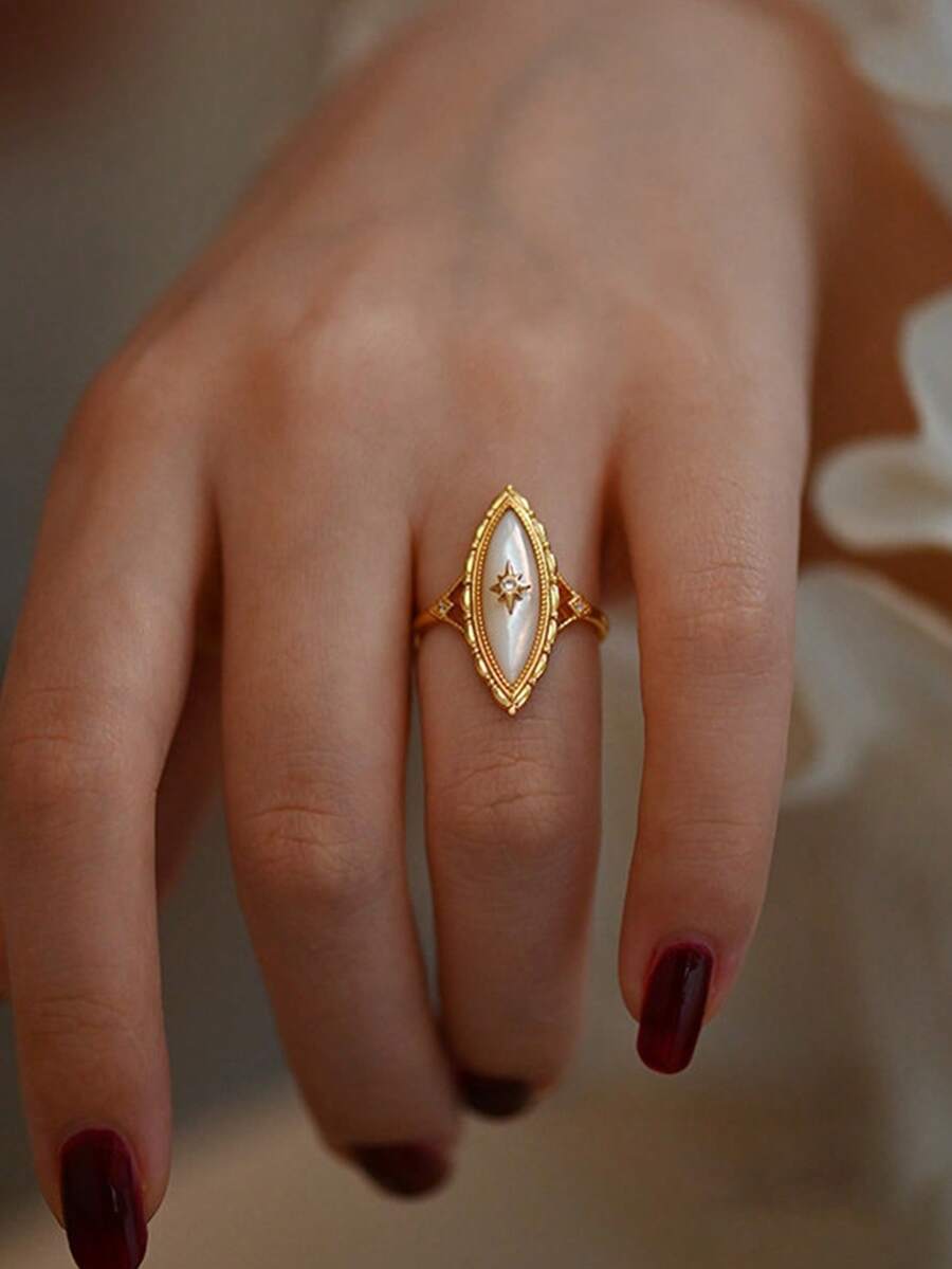 1pc Eye Eight-Pointed Star Ring For Women, Unique Niche Design, Personalized Luxury Style, Elegant Exquisite Finger Ring Suitable For Daily Wear, Gatherings And Parties - Yellow Gold - View 1