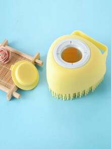 1pc Heart-Shaped Pet Bath Brush With Built-In Shampoo Dispenser, Massage Comb Design, Easy To Clean After Bathing, Compact And Portable Pet Bath Brush - Multicolor - View 4