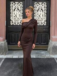 Gaun Pesta Elegan Lengan Panjang Wanita Musim Gugur/Dingin, Model Pas Badan, Bahu Asimetris, Desain Berkerut Asimetris, Detail Kancing Depan, Hem Model Duyung, Cokelat - Coklat - View 10
