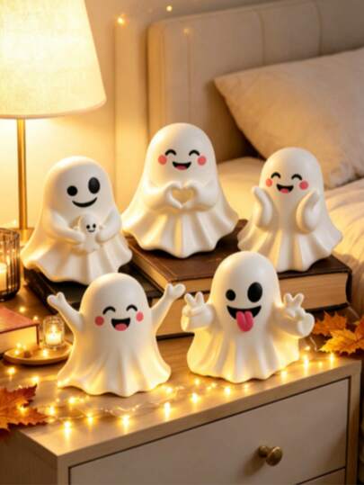 Cute Ghost Mini Figurine, Mini Spooky Desktop Decor, Suitable For Halloween Party Table Decor, Halloween Tiered Tray Decor, Ghost Lover Gift, Car Dashboard Decor, Office Desk Decor, Unique Halloween Gift Choice