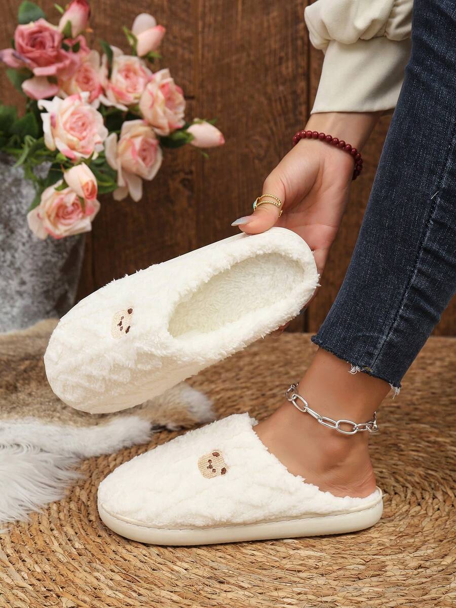 Comfortable Women's Embroidered Bear Slippers, Suitable For Back To School Season - White Twisted Bear - View 1