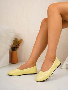 Soft Pale Yellow Solid Color Round Toe Flat Shoes, Soft Surface Slip-On Casual Versatile Women's Shoes, Fresh Fashion Flat Shoes - Yellow - View 7