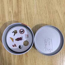 105件家庭趣味快節奏遊戲，適用於所有語言，色彩鮮豔，可愛插圖，理想的生日禮物、節日禮物，以及適合晚餐後家庭娛樂的玩具與卡牌遊戲 - 紅色 - 查看 3