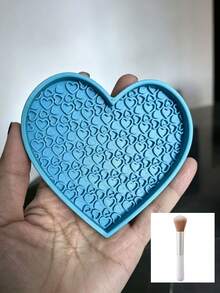 Heart-Shaped Makeup Brush Cleaning Tray, Portable Cleaning Mat, Textured Bottom Design, Cute Heart Shape, Suitable For Makeup Brushes, Easy To Store, Perfect For Travel And Studio Use - Multicolor - View 11