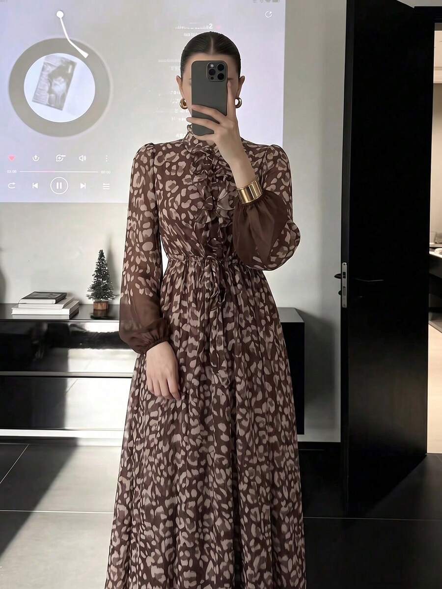 女款優雅現代時尚奢華豹紋滿版印花保守鈕扣連身裙 - 咖啡棕 - 查看 1