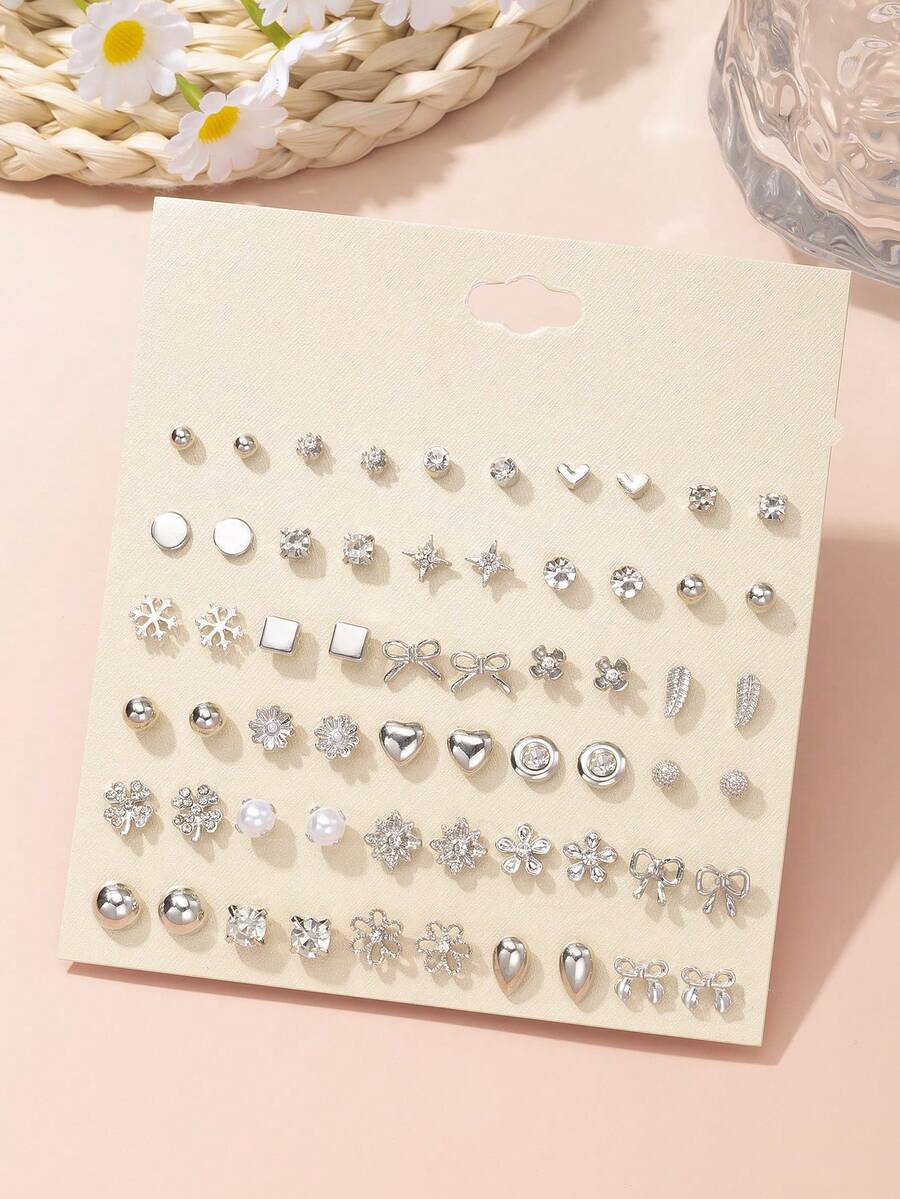 30對日常極簡女款時尚耳釘耳環套組，花朵、蝴蝶結、愛心、正方形、幾何多款式組合，度假禮物，適合休閒與度假穿著