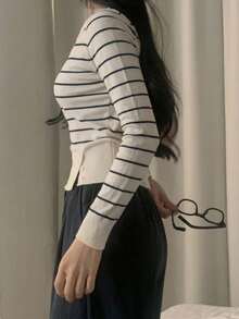Korean Style Minimalist Striped Knit Top Women Round Neck Slim Fit Button-Down Hem Short Length Slimming Long Sleeve Blouse - Apricot - View 2