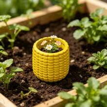 Corn-Shaped Window Sill Small Flower Pot, Corn Kernel Texture, Suitable For Planting Succulents, Daisies, Mini Green Plants, Compact And Space-Saving, Fits Home Window Sill, Desk, Office Desk, Balcony Decoration, Desktop Micro Landscape Ornament, Cute Flower Pot For Planting - Corn-shaped Flower Pot - View 9