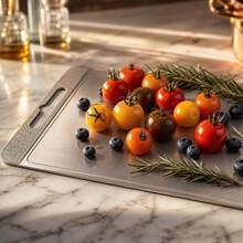 1pc Pure Titanium Carbon Fiber Texture Cutting Board, Medical Grade Material, Juice Groove, Double-Sided Use, Easy To Clean, Heavy Duty Thickened, Dishwasher , Durable, Rust-Resistant, Easy Maintenance, Suitable For Kitchen - Silver - View 7