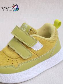 Toddler Hook And Loop Walking Shoes Soft Sole Non-Slip Skate Shoes Unisex Versatile Lightweight Sports Shoes - Green - View 6