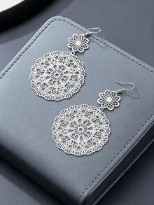 2pcs/Set Anting Liontin Bunga Berongga Logam Gaya Eropa dan Amerika yang Berlebihan, Cocok Sebagai Hadiah untuk Wanita dan Aksesori Fesyen Serbaguna - Perak - View 3