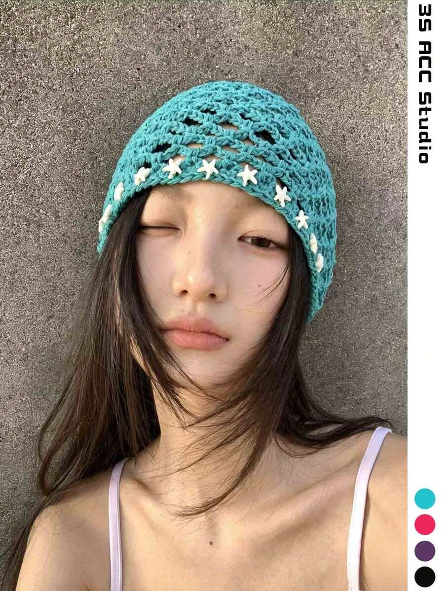 女款星星鏤空針織帽，夏季薄款手工鉤編頭巾，手工編織帽，秋冬鏤空手工鉤編頭巾，四季透氣鏤空頭巾，修臉式套頭帽附寶石吊墜，歐美Ins風，俏皮可愛，小眾品牌設計師風，星星頭巾，春夏新品