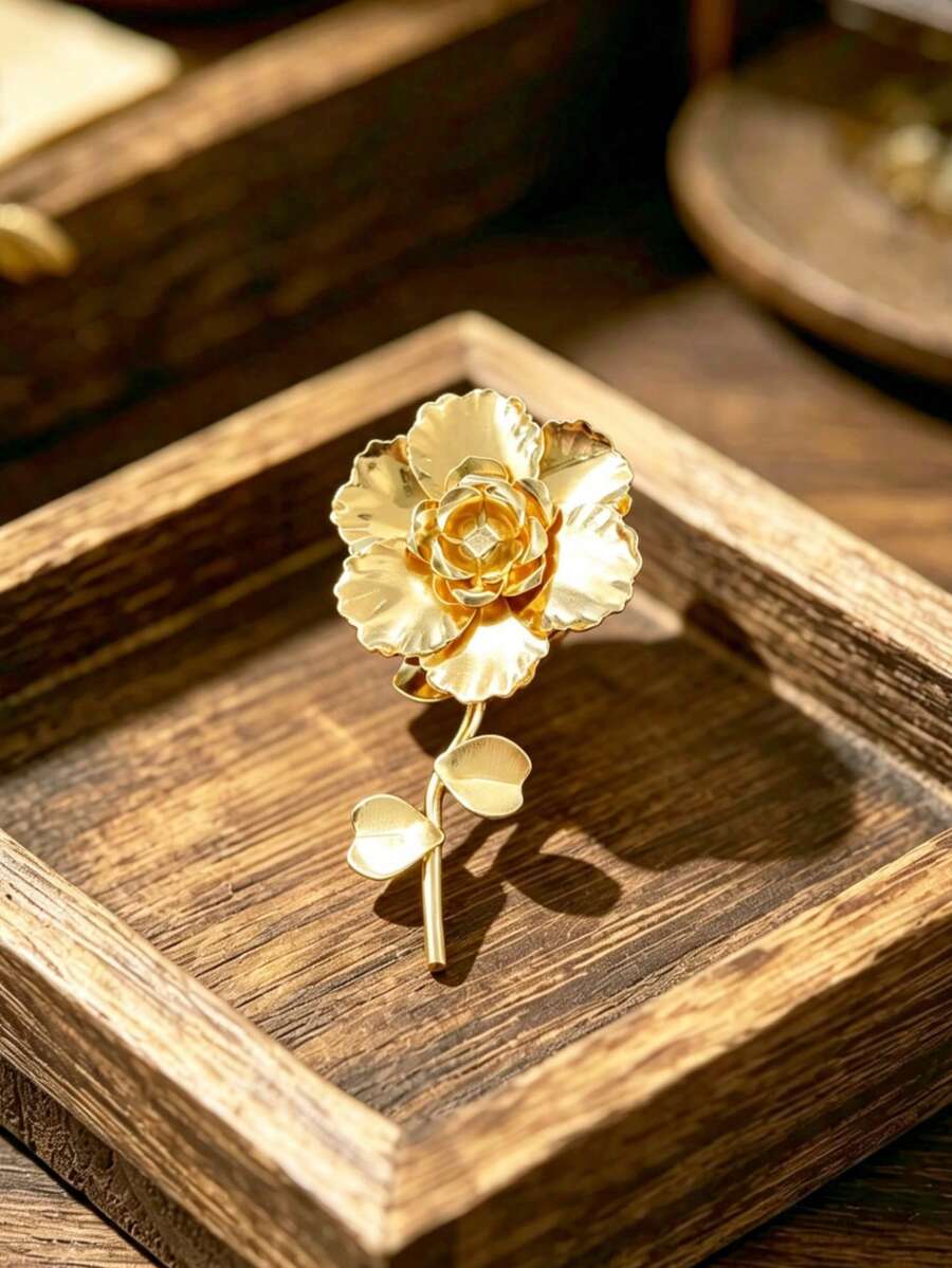 1pc Vintage 3D Gold Rose Flower Brooch, High-End Metallic Texture Floral Pin, Elegant Luxury Accessory For Suit, Coat, Jacket, Dress, Evening Gown, Banquet, Commute, Daily Wear, Exquisite Petal Detail, Versatile Atmosphere-Enhancing Ornament, Suitable For Gift Or Personal Use, Women's Elegant Elegant Decorative Accessory, Fade-Resistant Fashion Retro Flower Design Brooch, Create Sophisticated High-End Outfit Look