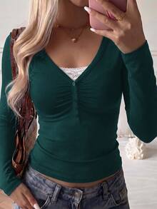 NOIRLYN Women's Y2K Autumn Casual Sexy Solid Color Lace Contrast Slim Fit Long Sleeve V-Neck Top, Suitable For Daily Commuting Wear, Black - Green - View 1