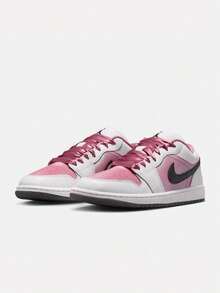 Zapatillas deportivas casuales de mujer WMNS AIR JORDAN 1 LOW SE de caña baja IO0668-100 - Blanco y Negro - Ver 3
