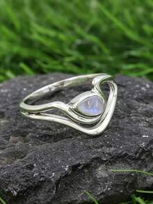 ZHIXUN 1pc Minimalist Design Shiny Synthetic Moonstone Women's Ring, Suitable For Daily Office, Garden Picnic And Cozy Date Night - Ring - View 3