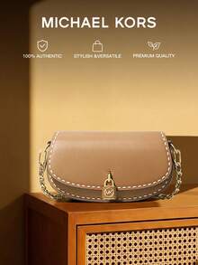 Michael Kors MK復古女款斜挎包，優雅翻蓋馬鞍肩背包，波希米亞風手提包，附可拆卸式肩帶 - 卡其色 - 查看 3