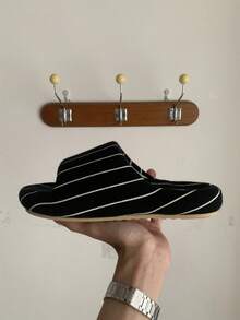 XIXITIAO Casual Arch‑Support Striped Slippers, Slip‑On Four‑Season Slippers For Men & Women, Soft Comfortable Indoor Home Slides - Black and White - View 12