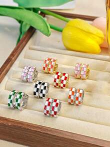 1 Pair Retro Classic Checkerboard Geometric Drop Earrings, Fashionable Minimalist Hoop Earrings Suitable For Women's Daily Wear - Checkerboard Earrings - View 8