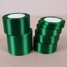 2 rollos de cinta de satén de poliéster para cajas de regalo, cajas de dulces y decoración floral, material DIY para rosas hechas a mano, cinta para envolver regalos de vacaciones - verde oscuro - Ver 1
