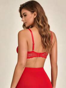 Lilivine Bra Tanpa Kawat Berenda dengan Bantalan, Bra Camisole Seksi Pengangkat Warna Polos, Bra Tanpa Punggung untuk Wanita - Merah - View 2