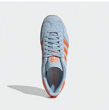 Tênis Adidas Samba OG Masculino Série Trefoil Design Inspirado em Futebol de Salão Textura Retrô Sapatos Casuais JH5405 - Azul Empoeirado - Visão 4