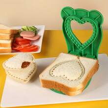 2PCS Creative Sandwich Edge Sealing Cutter Mold, Home Toast Bread Presser Pocket Sandwich Maker, Cartoon Shaped Bread Cutter Breakfast Bento DIY Tool, One-Press Forming Tight Sealing Leak-Proof, Can Make Jam Cheese Ham Filled Toast, Home Breakfast Baking Mold Kitchen Sandwich Making Tool, Easy To Operate And Clean - View 3