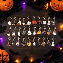 30pcs Halloween Keychain Set, Fun Charming Heart Charm, Dark-Themed Keyring, Bag Car Key Pendant, Mini Ornament, Gift For Couples Best Friends - Multicolor - View 7