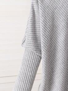 Tween Girl Kids Autumn/Winter 2-Piece Set Fashion New Casual Solid Color Minimalist Fuzzy Ribbed Irregular Hem Balloon Sleeve High Neck Gray T-Shirt Top With Loose Wide Leg Pants Long Pants Outfit - Grey - View 8