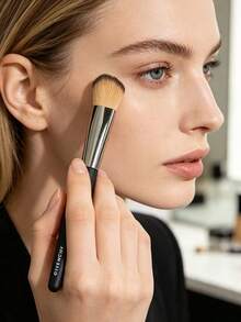 GIVENCHY Foundation Makeup Brush, Single Piece, Portable And Durable, Suitable For Travel, With Brand Logo Design, Soft Brush Hair, For Personal Use And Gift Giving, GIVENCHY‑GIFT‑23 - Black - View 4