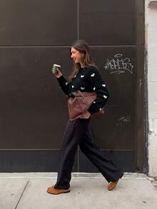 Women's White Crew Neck Heart Graphic Long Sleeve Knit Sweater, Loose Casual Pullover Top For Fall Winter, Cozy Everyday Streetwear Outfit - Black - View 7