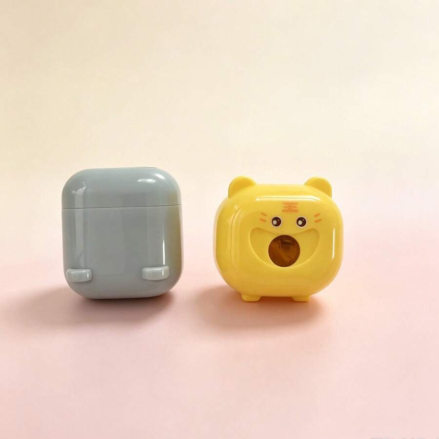 1pc Random Color Cute Bear Shaped Manual Pencil Sharpener With Lid, Single Hole Design Suitable For Various Pencil Sizes, Non-Electric Pencil Sharpener, Compact And Portable, Essential Stationery For Classroom, Office And Home, Perfect Birthday And Back To School Gift - Multiple Colors and Random Styles - View 1