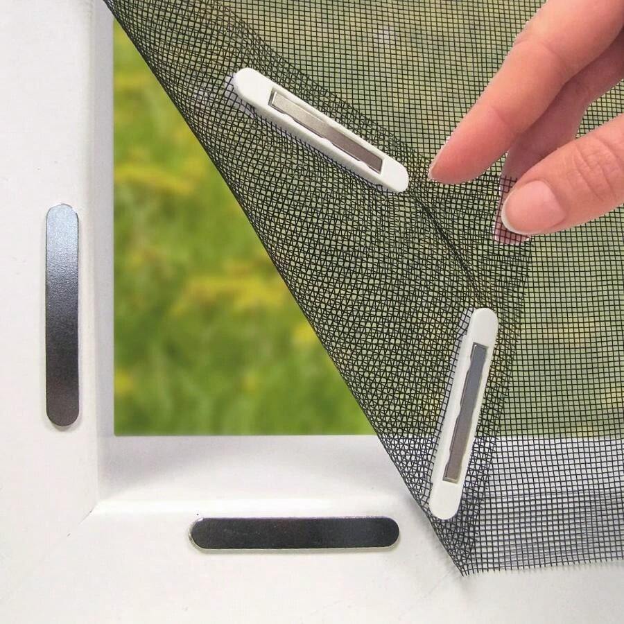 Hoberg Moustiquaire de fenêtre avec Fixation magnétique innovante | Moustiquaire jusqu'à 150 x 130 cm découpable Individuellement, Pas de perçage ni de vissage | Fixation avec 16 aimants [Noir] - Moustiquaire - Voir 1