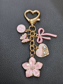 1pc 26 Letter Enamel Floral Keychain Pendant, Creative Key Ring Decorative Accessory, Car Key Chain, Bag Charm, Suitable For Friends, Family, Valentine's Day Gift, Birthday Gift, Holiday Gift, Party Favor - Multicolor - View 26
