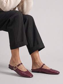 Women Flats - Burgundy - View 3
