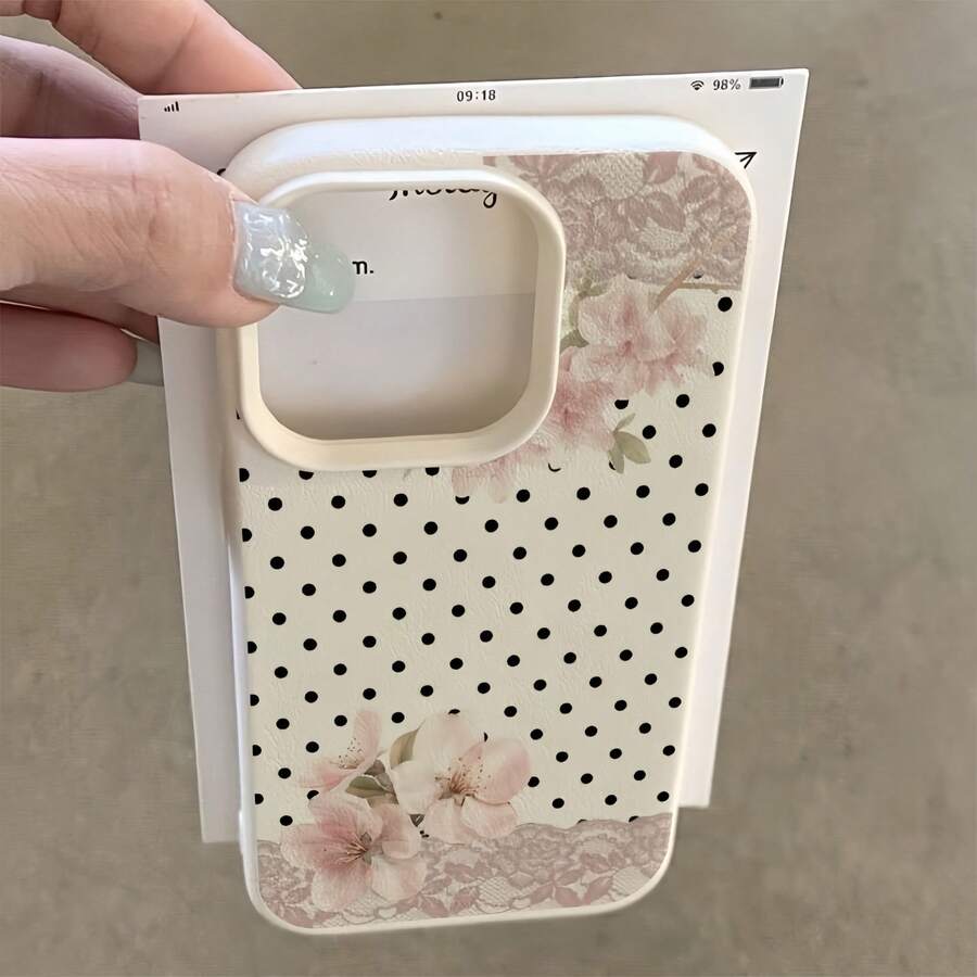 1件白色磨砂極簡鏡頭保護波點蕾絲桃圖案手機殼，可個性化，適用於 iPhone 16 Pro Max/17/16/15/14 Plus/13/12/11/Air 及系列 - 彩色 - 查看 1