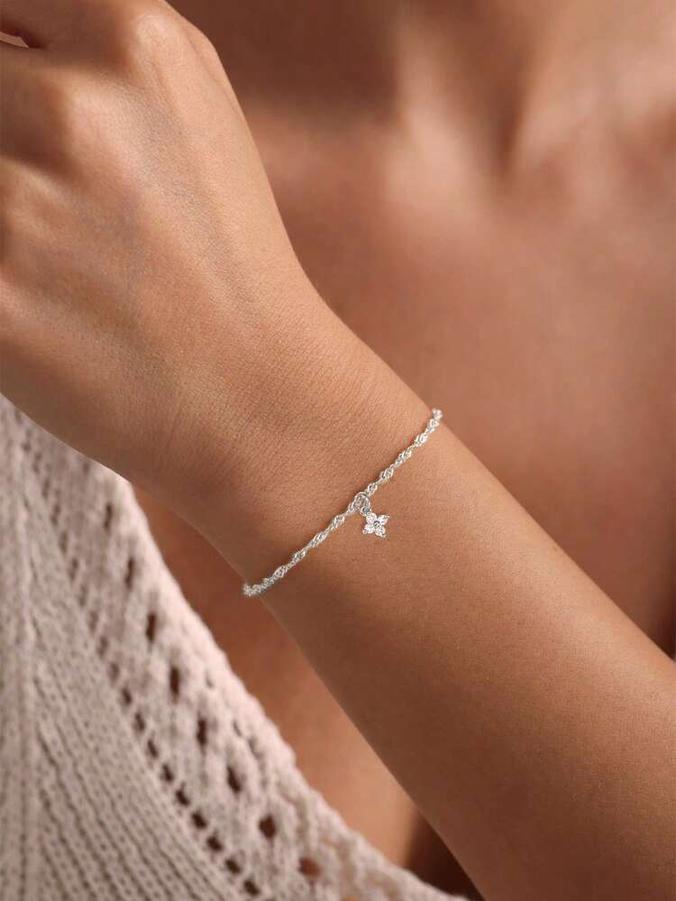 Nooxian 1pc Women's Bracelet, Minimalist Layered Style, Simple Copper Inlaid Zirconia Four-Leaf Clover Pendant Water Wave Chain Bracelet, Daily Accessory Gift - Silver - View 2