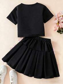 Young Girl Bow Pattern T-Shirt And Bow Decor Pleated Skirt Set - Black - View 2