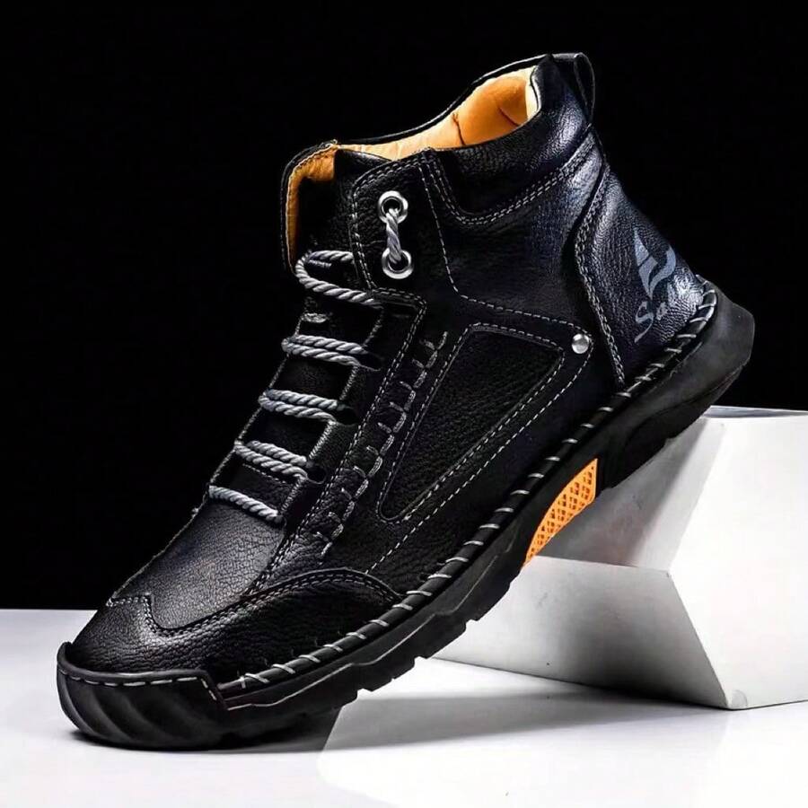Men Treking Boots - Black - View 1