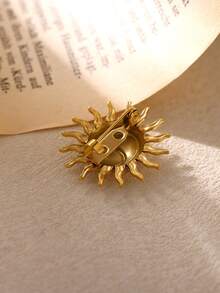 1Pc Vintage Celestial Sun Moon Lapel Brooch, Glitter Enamel & Stainless Steel Pin, Sun Pin For Suit Backpack Decor, Halloween Christmas Gift For Women - Multicolor - View 5