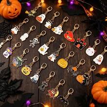 30pcs Halloween Keychain Set, Fun Charming Heart Charm, Dark-Themed Keyring, Bag Car Key Pendant, Mini Ornament, Gift For Couples Best Friends - Multicolor - View 8